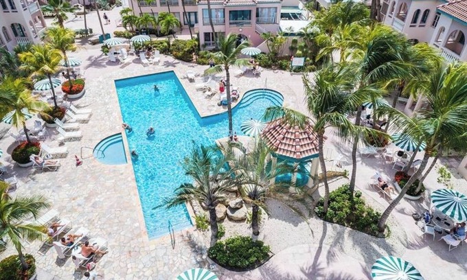 Palm Beach Hotel | Suite mit zwei Schlafzimmern @ Caribbean Palm Village Resort