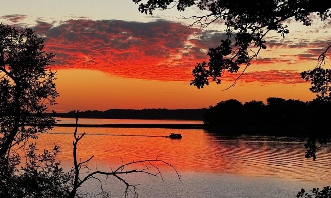 Alexandria Kabine | TWO Charming Lake Miltona Cabins! Compound! Pontoon available! WALLEYES! #2131