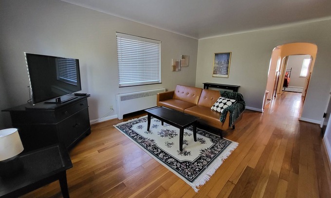 Roselawn Finance Wohnung | Two Cozy apartments in the same building