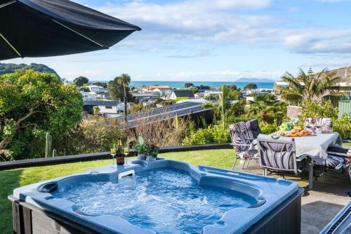 Mangonui Haus | Two Palms - Waihi Beach Holiday Apartment