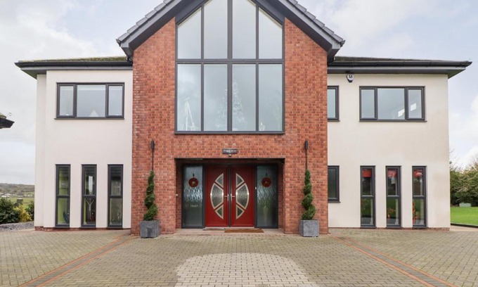 Llanrhidian Higher Haus | Ty Marlyn