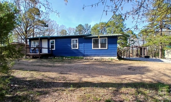 Saint Joe Kabine | Tyler Bend and Gilbert area 2-bedroom cabin