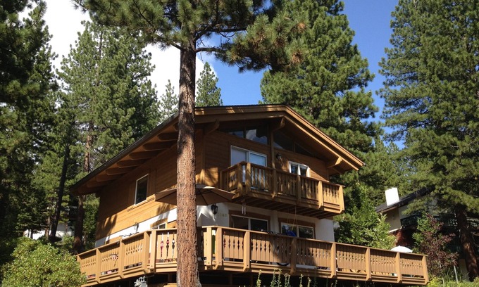 Incline Village Skihütte | Niedriges Haus in der Nähe des Skigebiets mit kostenlosem Shuttle!