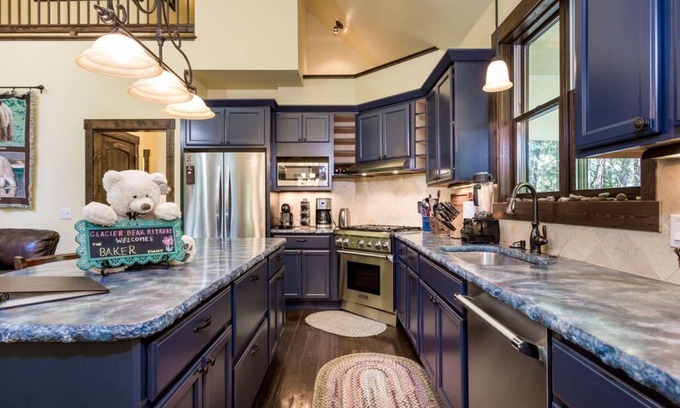 Agpar Hütte | Atemberaubendes Luxushaus im Glacier National Park mit Whirlpool, Billardtisch und vielem mehr!