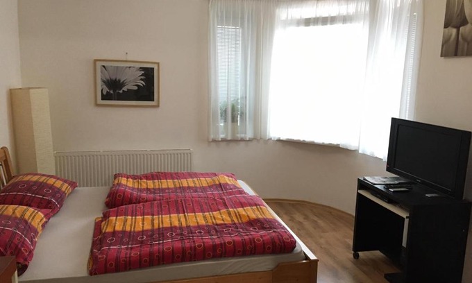 Luhacovice Haus | Ubytování v soukromí Karpatka