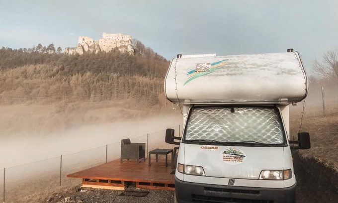 Lietavska Svinna Sonstige | Ubytovanie v autokaravane pod hradom