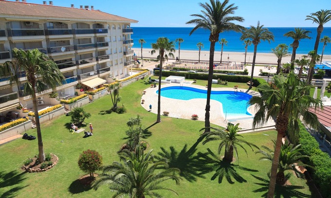 Miami Platja Wohnung | UHC LOS FLAMENCOS - Ground floor apartment on the beach front