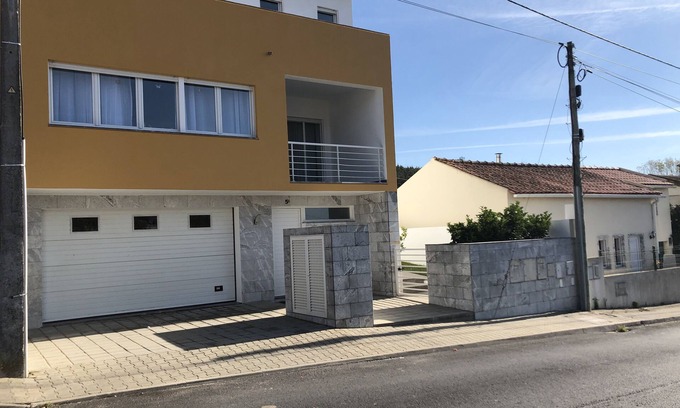 Lourinha Haus | Ultra complete house with garden and barbecue, garage - 6 km from the beaches