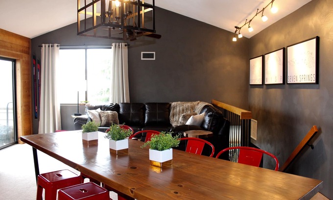 Seven Springs Eigentumswohnung | Ultra-hip / familienfreundlich - SKI IN / SKI OUT - Buchen Sie jetzt zu reduzierten Winterpreisen