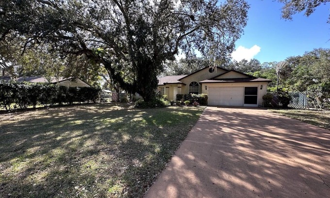 Port LaBelle Haus | Under the Oaks Un-refined Florida Living