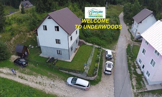 Zabljak Haus | Underwoods Žabljak Guesthouse