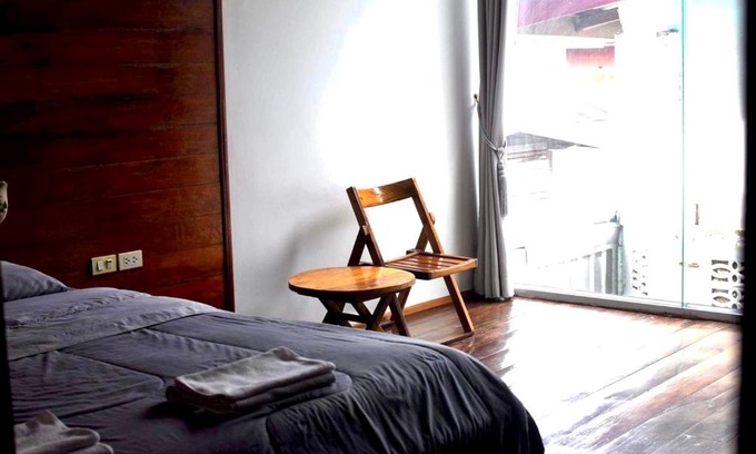 Phimai Haus | Une Jai Place เรือนอุ่นใจ