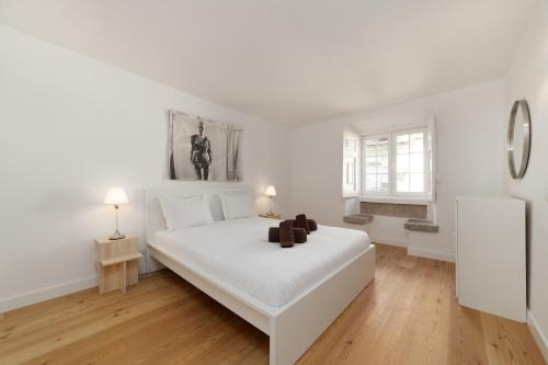 Encarnacao Wohnung | Unique 2 Bdr Apartment in the heart of lisbon