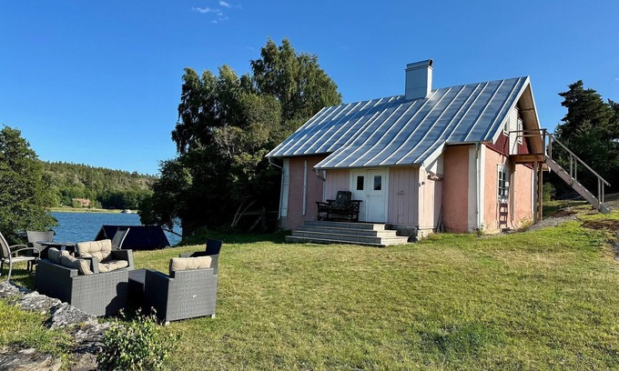 Sorunda Haus | Einzigartige, einfache Unterkunft im Stockholmer Schären auf einer Halbinsel bei Sorunda.
