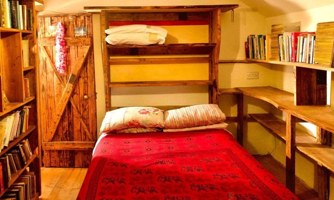 Corrandulla Haus | Unique Fairytale Farmhouse near Galway