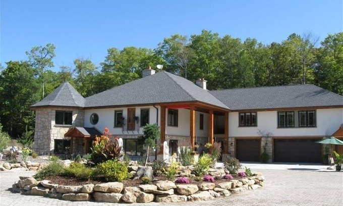 Fish Creek Haus | Einzigartige Umgebung - Errichtet auf Steinbruchbett