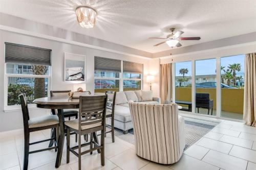 Ocean View Halifax Estates Wohnung | Unit 107 Aruba - 3 Bedroom Ocean View