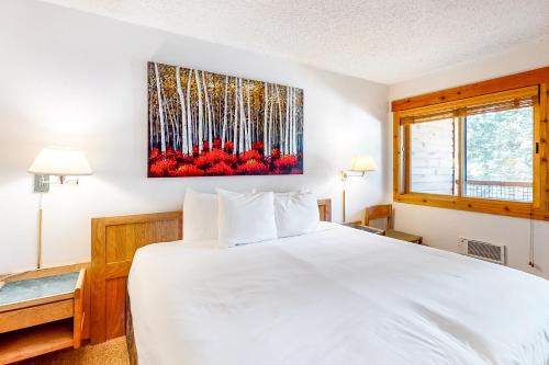 Tahoe Woods Haus | Unit 18B at Granlibakken