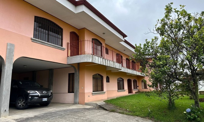 San Pedro Wohnung | University of Costa Rica-2 bedrooms-Family