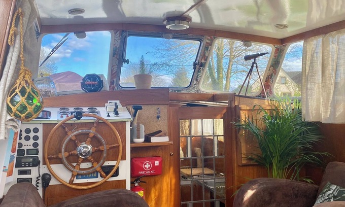 Evran Bootsverleih | Unusual escapade in the heart of the Rance aboard Naiade