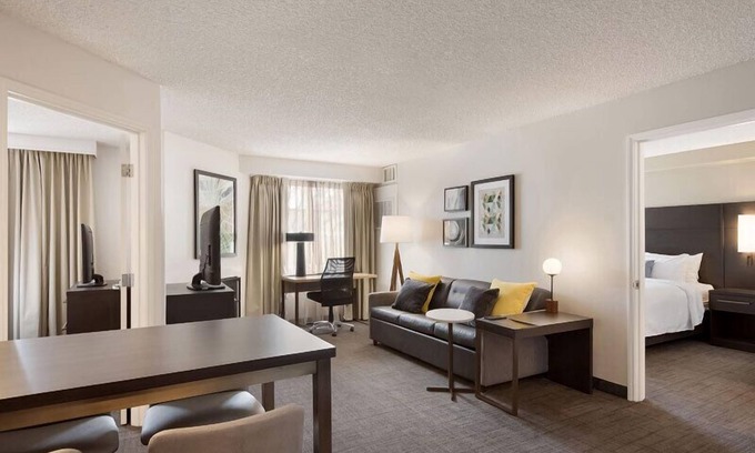 Reno/Tahoe Airport Resort | Unwind and Relax! Spacious Unit w/ Full Kitchen, Pet-friendly, Free Breakfast!