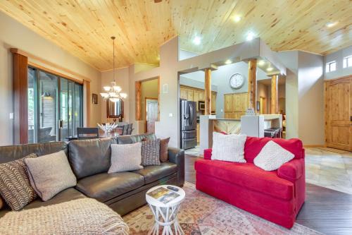 Torreon Haus | Unwind Fireside Spacious Torreon Cabin with Deck!