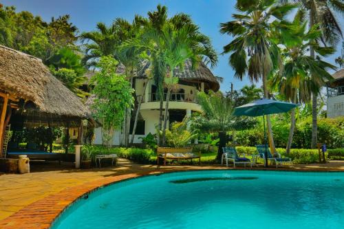Galu Beach Bed & Breakfast | Upani in Diani