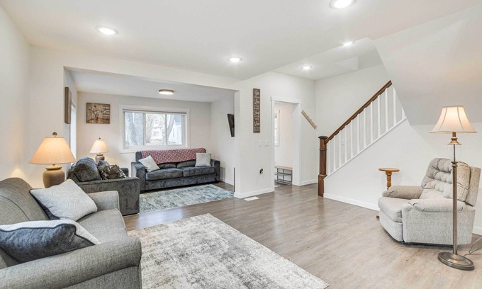 Roosevelt Haus | Updated Home < 1 Mi to Downtown Fargo!