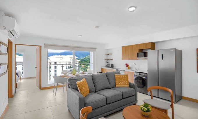 Barrio Santa Lucia Eigentumswohnung | Upstay - Stunning New Condo w Private Patio