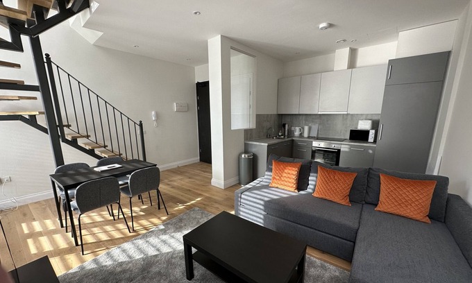 Basingstoke Hotel | Urban Abode