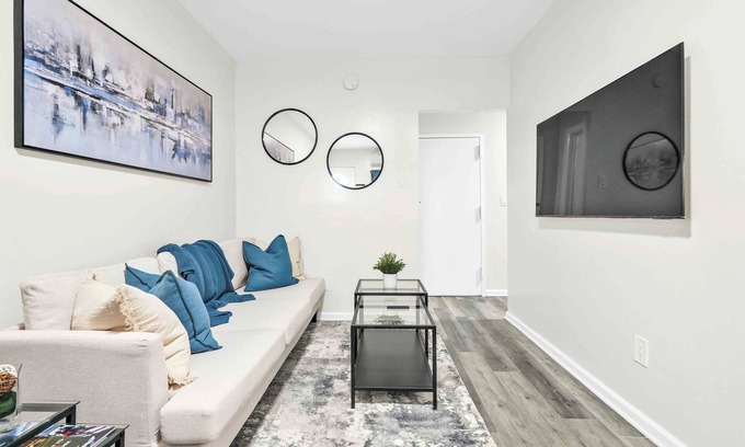 Canarsie Wohnung | Cozy and Quiet Brooklyn Retreat , Ideal for Long-Term Stay.