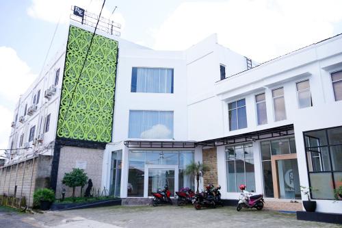 Banjarbaru Hotel | Urbanview Hotel Ratu Elok Syariah Banjarbaru by RedDoorz