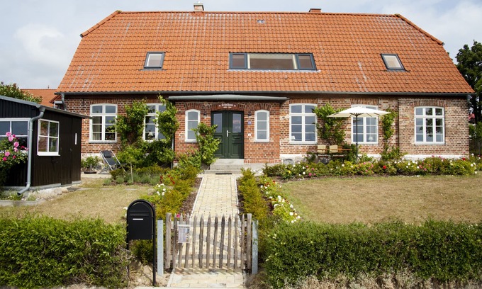 Neuendorf Wohnung | Ferienwohnung Lehrerstube