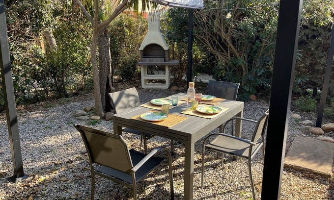 Sainte-Marie-la-Mer Haus | Vacation home ideal for families