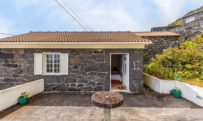 Pontas Negras Haus | Ferienhaus "Casas Dos Vinagreiros - Umbelina" mit Meerblick, privater Terrasse und WLAN
