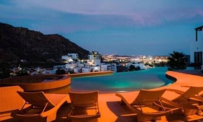 Libertad Eigentumswohnung | Vacation ready condo with ocean views(Cabo San Lucas)