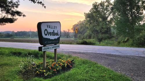 Cuyahoga Falls Sonstige | Valley Overlook