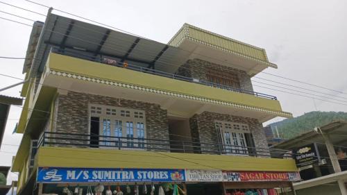 Bomdila Haus | Valley View Homestay