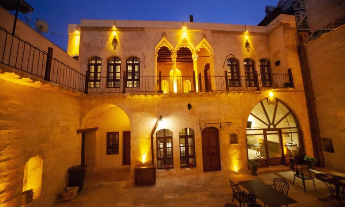 Eyyubiye Hotel | Vefa Konağı