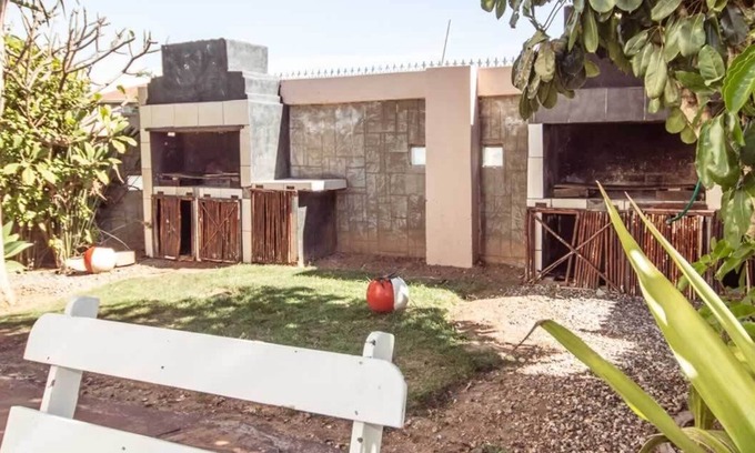 Port Elizabeth Haus | Vela Inn Unit 2, Algoa Park