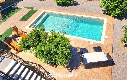 Chalcis Wohnung | Venecia of Mani - Relax in a spa pool