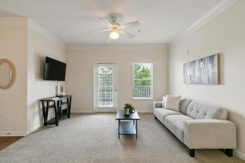 Valley Wohnung | Verandas 1931i Serene Oasis W Modern Convenience