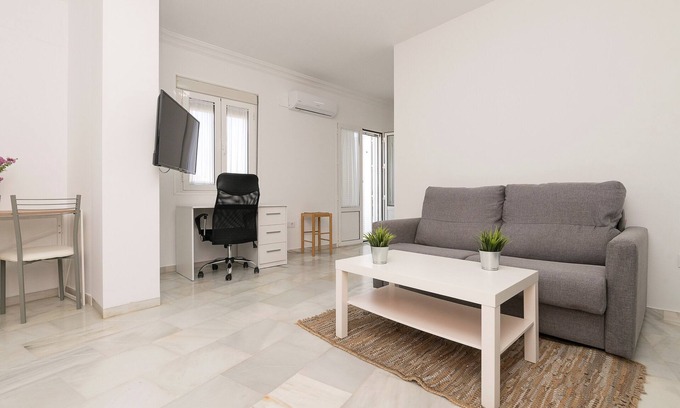 Chiclana de la Frontera Haus | VERANO EN CHICLANA - Hübsche Wohnung im Zentrum - Kostenloses WLAN