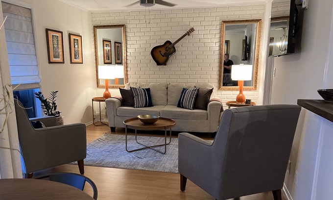 Diamondhead Eigentumswohnung | Vibez on the Lanai @ Diamondhead