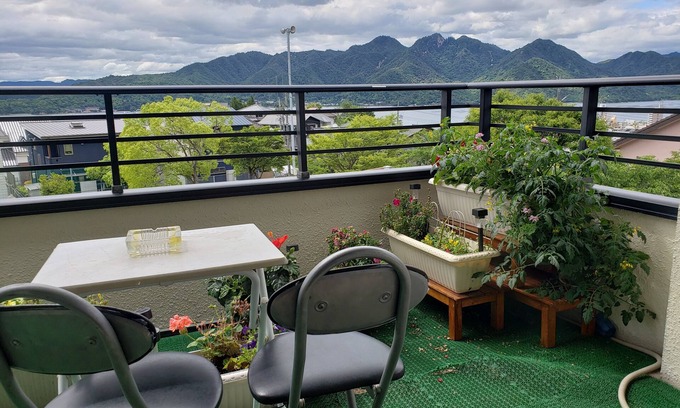 Hatsukaichi Haus | Habitación (máximo 25 personas) con vista panorámica de Miyajima.Buen acceso a atracciones turísticas.