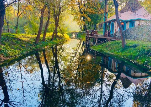 Poieni Haus | Viewtopia The Secret Land