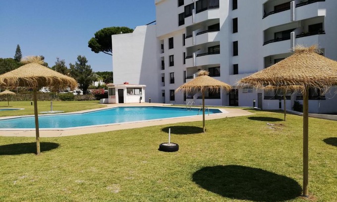 Vilamoura Wohnung | Vilamoura, Tenis Golfmar, Pool, Wi-fi, AC