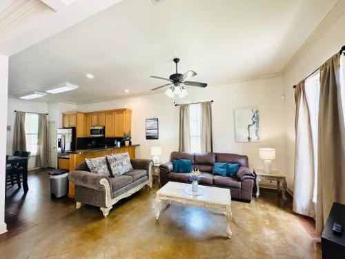 Pine Grove Wohnung | Villa 1