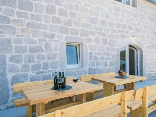 Putnikovic Villa | Villa am Strand Olive Mill