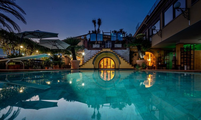 Marini Haus | Villa Amalia Resort